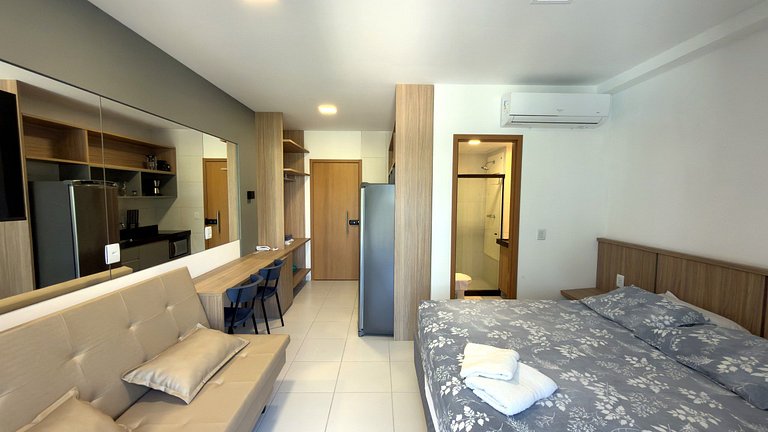 Studio Makia C-014