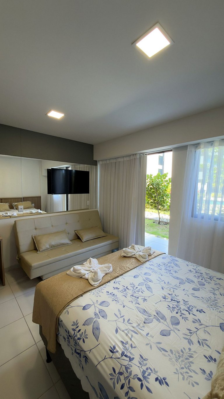 Studio Makia D-001