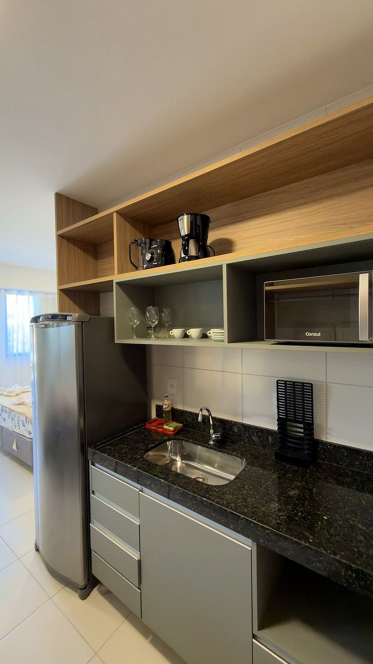 Studio Makia D-001