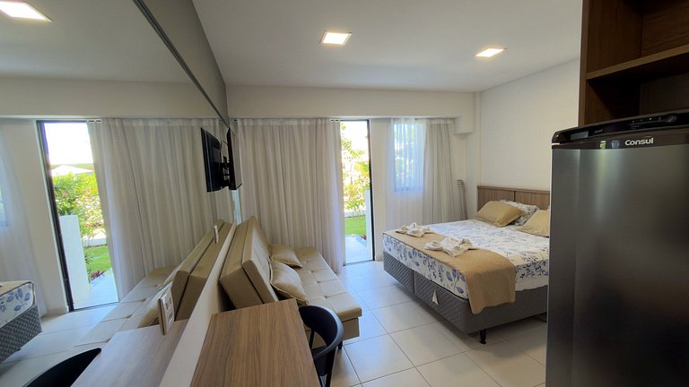 Studio Makia D-001